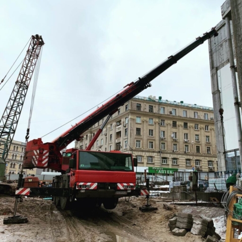 Работа на ТРЦ Никольский Харьков